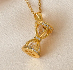 God holds Eternity Necklace 18k gold plated