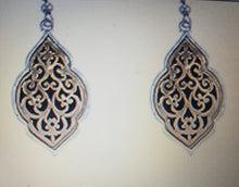 BEAUTIFUL GOLD AND SILVER FILIGREE NECKLACE SET